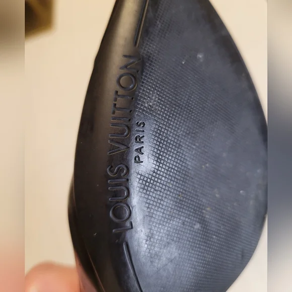 Authentic Louis Vuitton Candice Black Leather Pumps - Picture 11 of 13